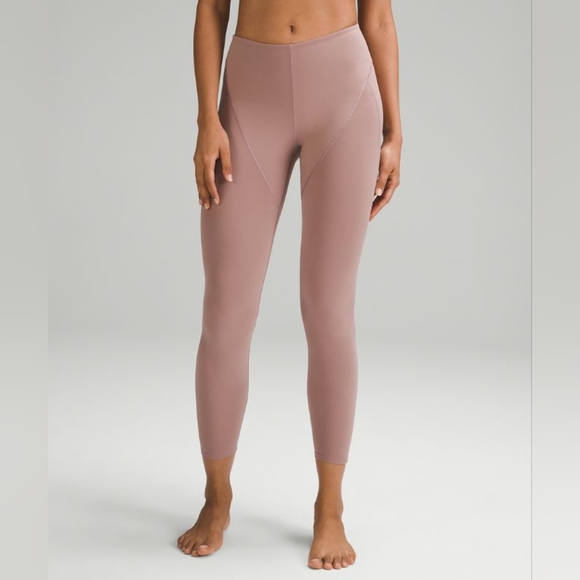 Lululemon LAB nulu leggings 😍 - Picture 2 of 15
